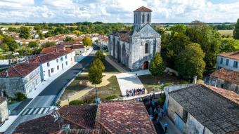 photo aérienne de la commune de Champagne 