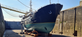 bateau Noé dans la cale sèche de Bordeaux